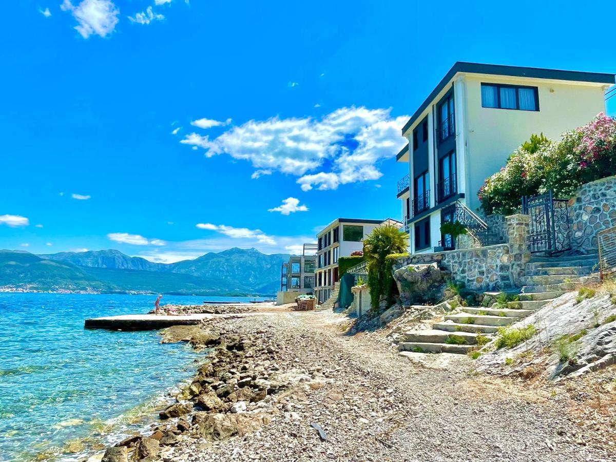 Beachfront Villa Pearl Of Adria Krasići Eksteriør billede