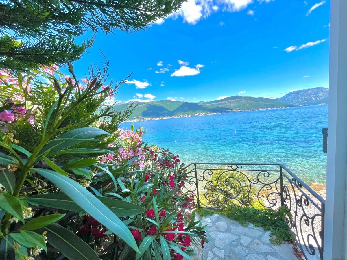 Beachfront Villa Pearl Of Adria Krasići Eksteriør billede