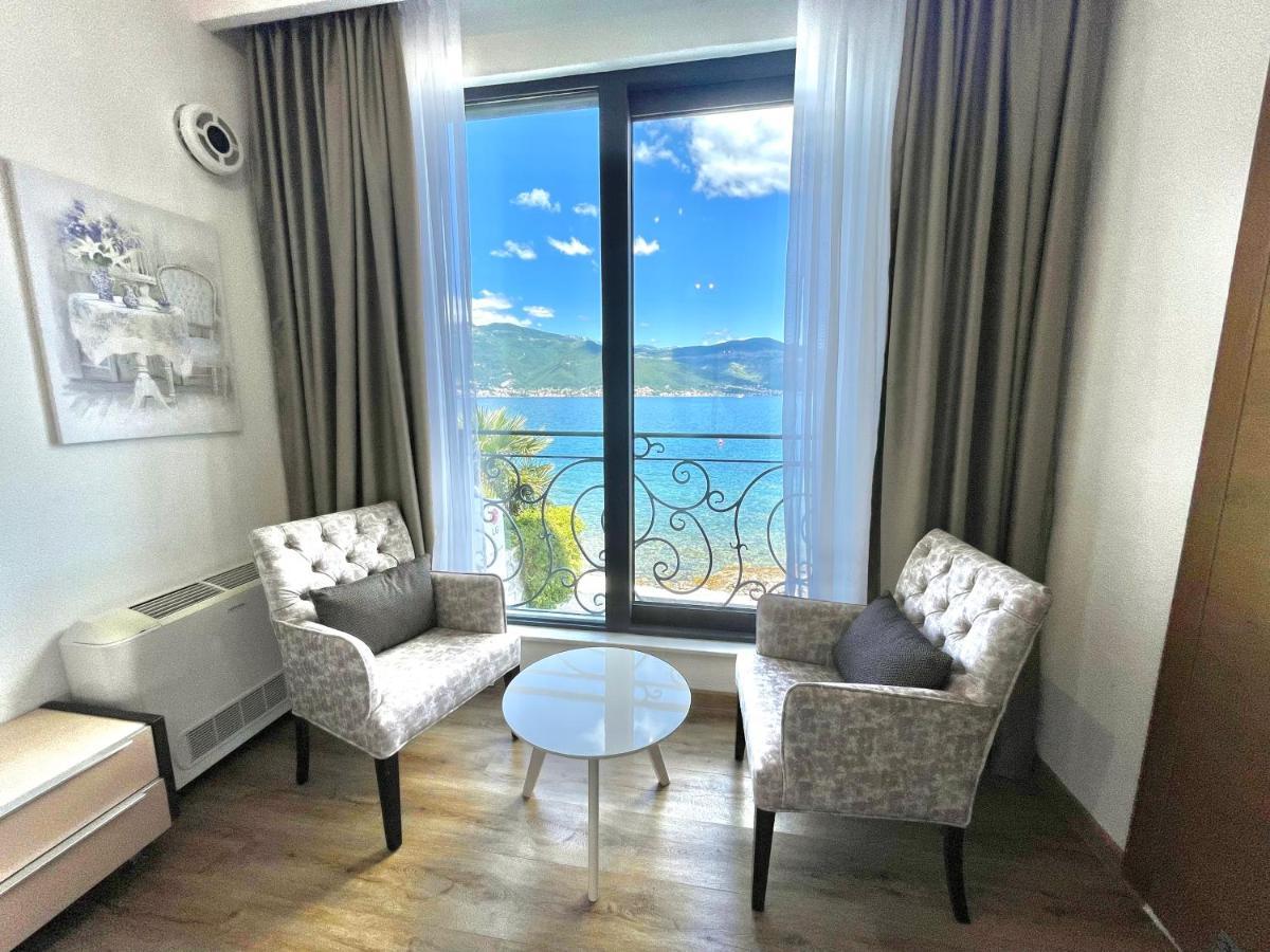 Beachfront Villa Pearl Of Adria Krasići Eksteriør billede
