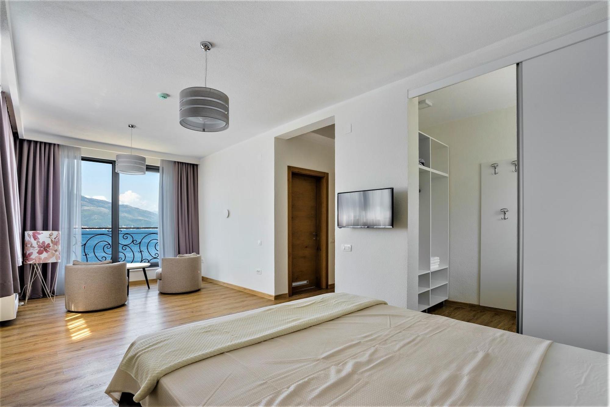 Beachfront Villa Pearl Of Adria Krasići Eksteriør billede